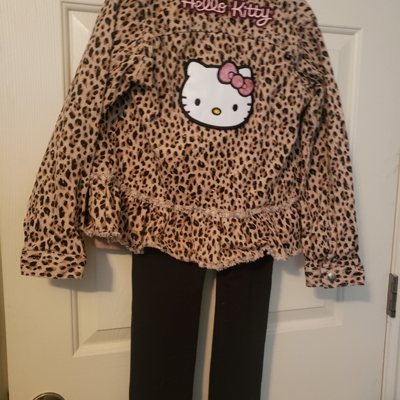 Hello Kitty outfit with jacket - Picture 3 of 4